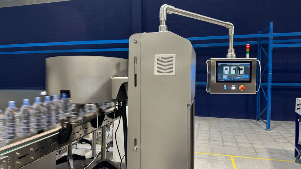 Key Features of the AIS Hopper
